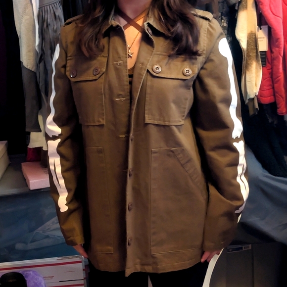 UNISEX Iron Fist Bone In Olive Military Jacket NWT’s - Picture 4 of 11